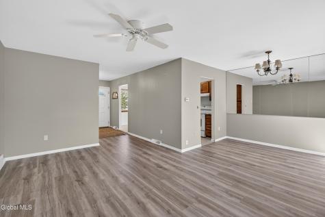 501 Huntington Court East Greenbush NY 12061