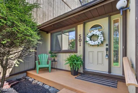 501 Huntington Court East Greenbush NY 12061