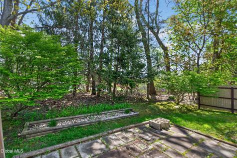 501 Huntington Court East Greenbush NY 12061