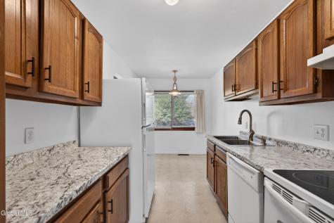 501 Huntington Court East Greenbush NY 12061
