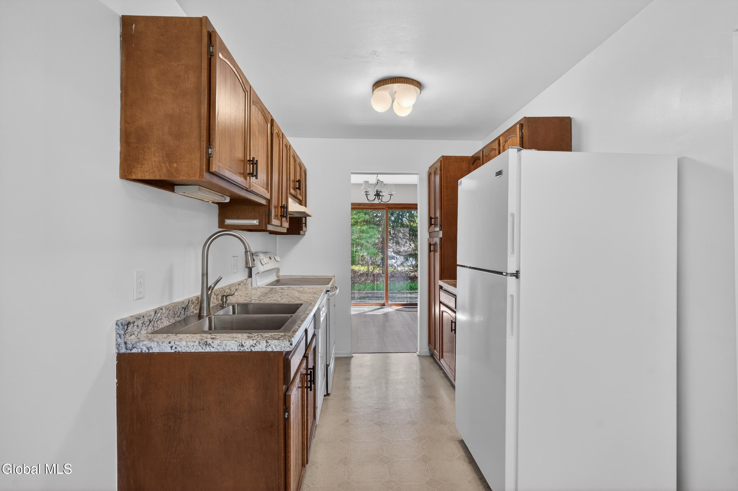 501 Huntington Court East Greenbush NY 12061