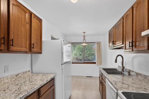 501 Huntington Court East Greenbush NY 12061
