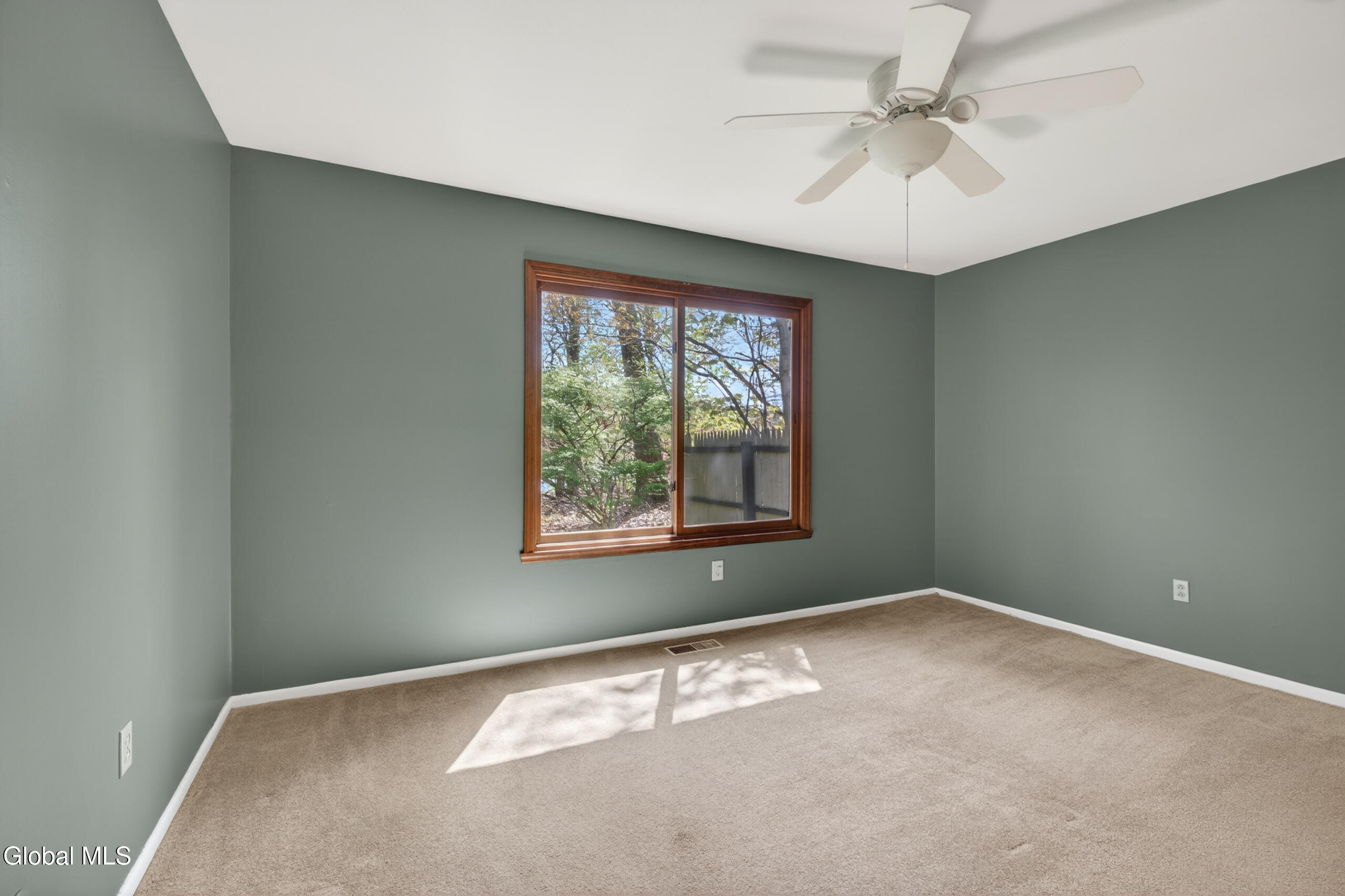 501 Huntington Court East Greenbush NY 12061