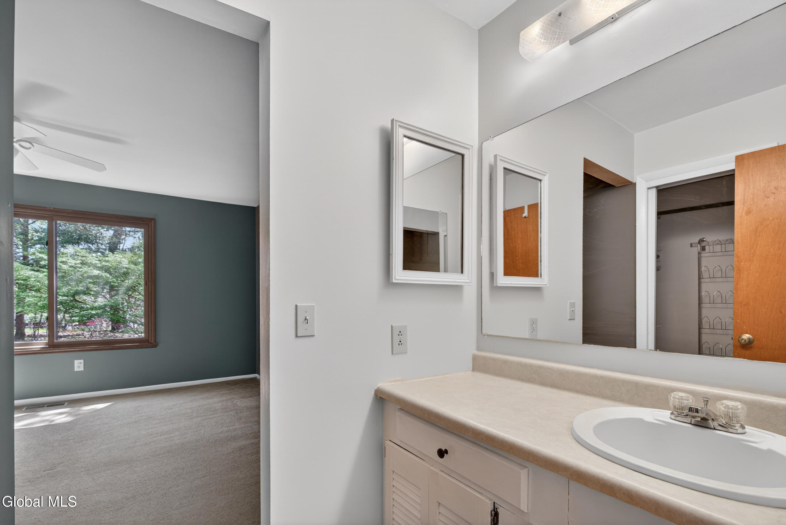 501 Huntington Court East Greenbush NY 12061
