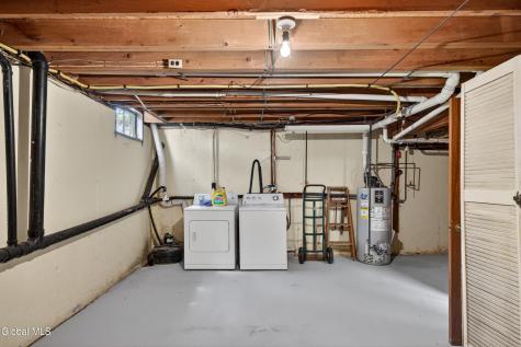 501 Huntington Court East Greenbush NY 12061