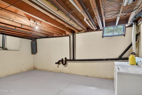 501 Huntington Court East Greenbush NY 12061