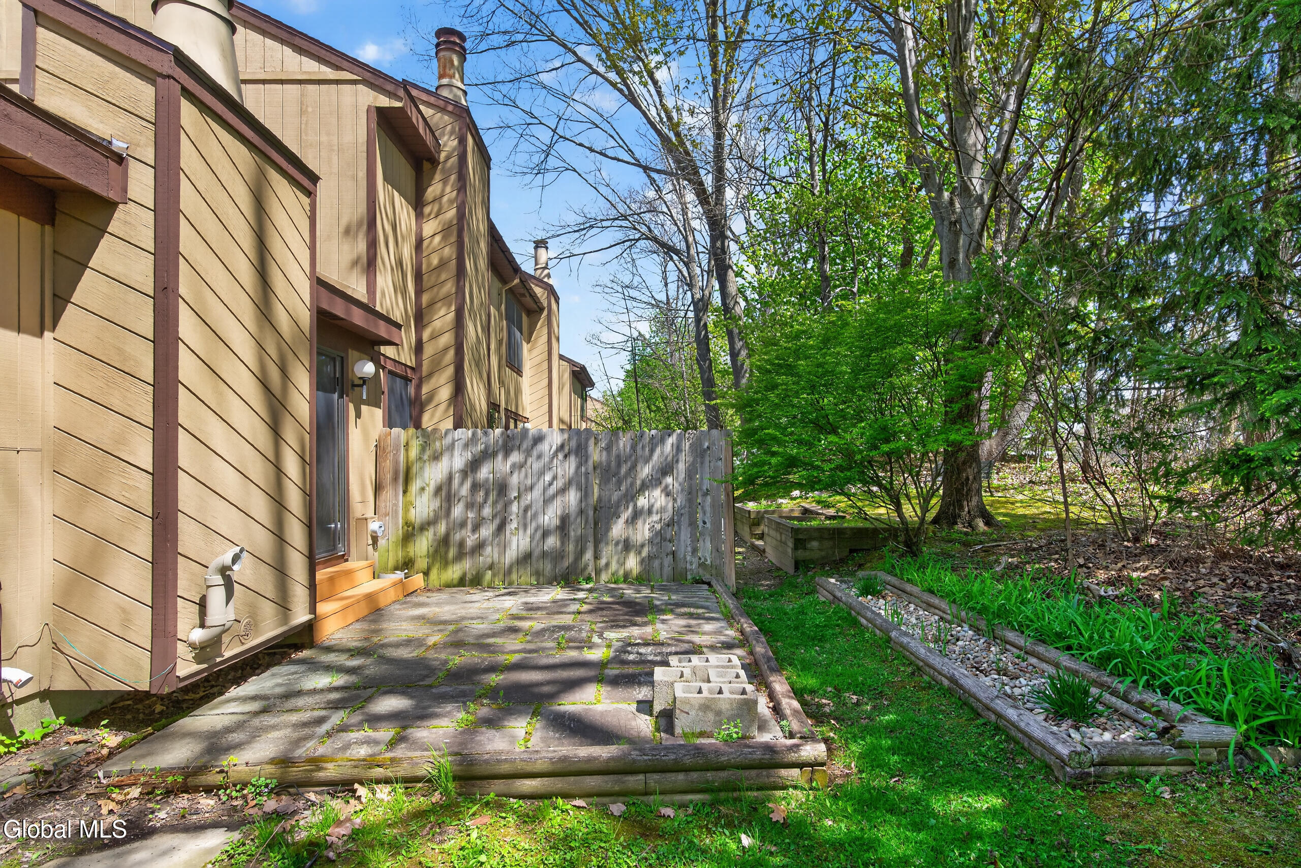 501 Huntington Court East Greenbush NY 12061