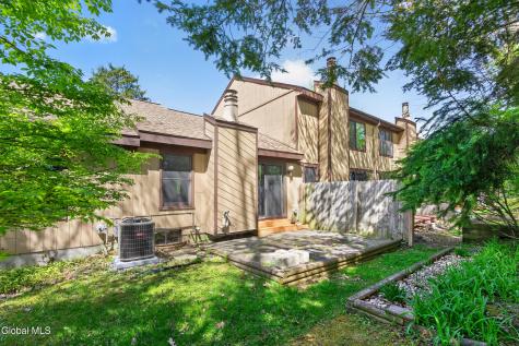 501 Huntington Court East Greenbush NY 12061