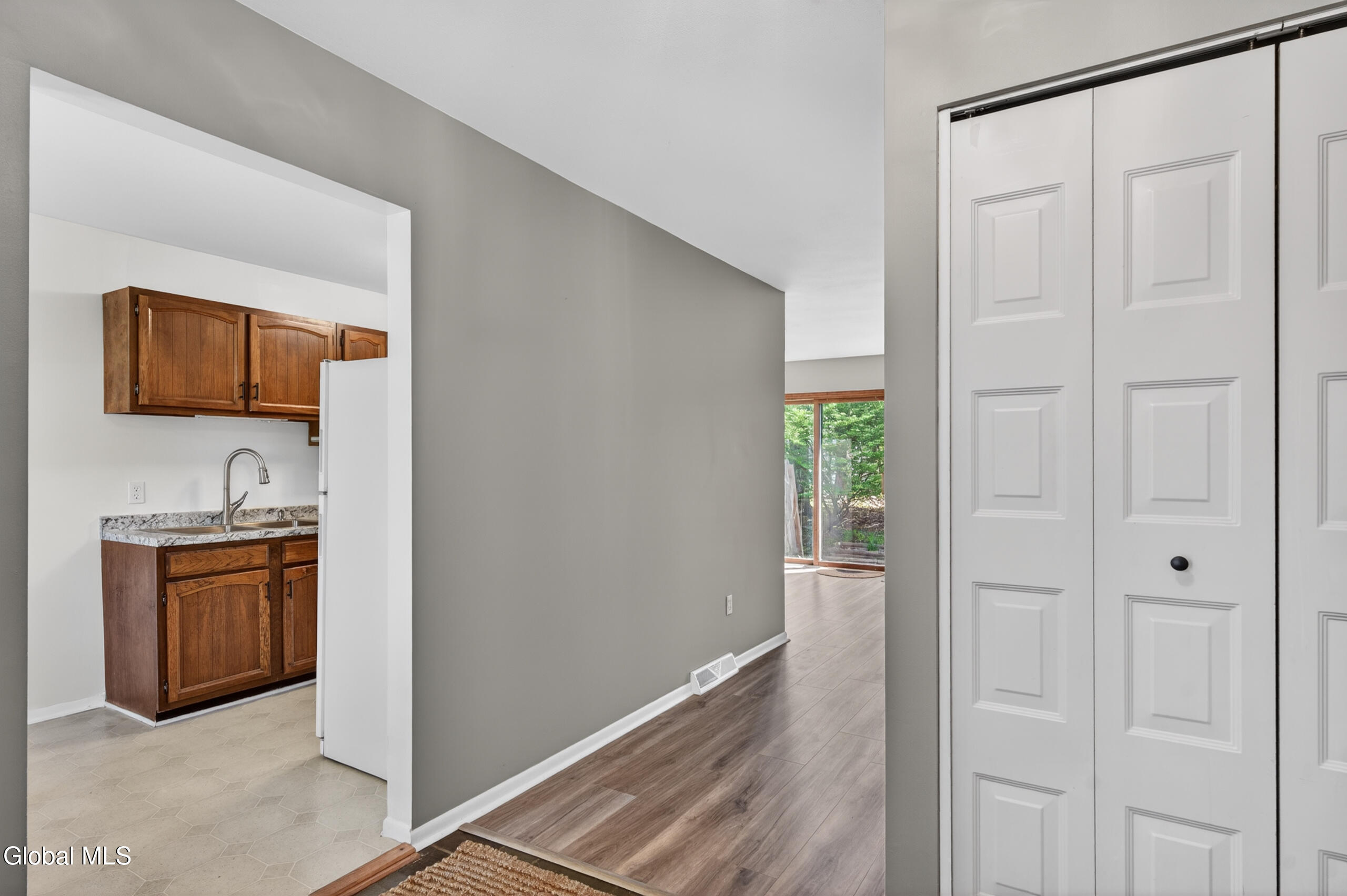 501 Huntington Court East Greenbush NY 12061