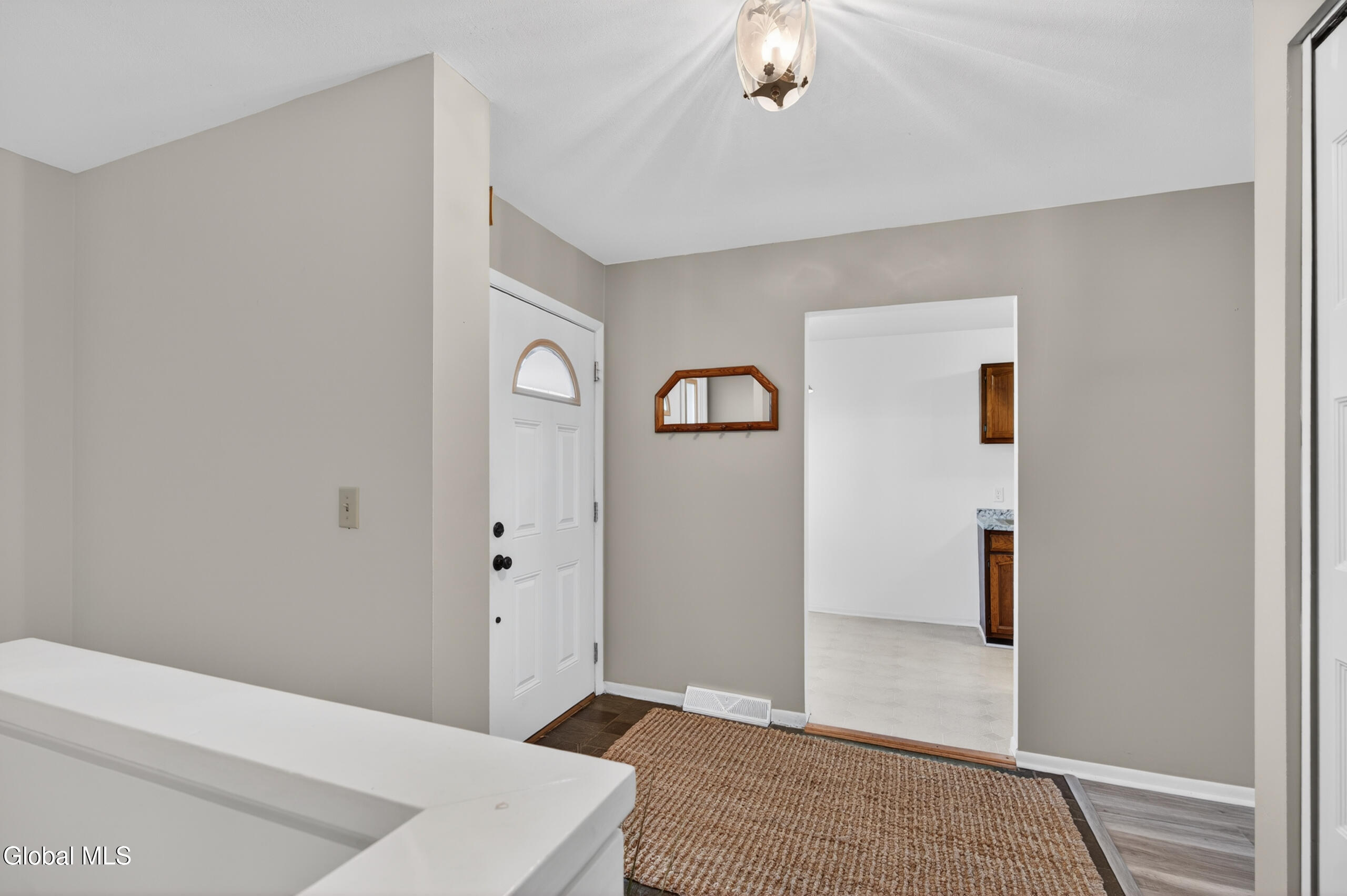 501 Huntington Court East Greenbush NY 12061
