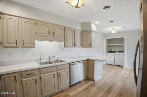 26 Westwood Drive Queensbury NY 12804