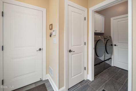 5 Sudbury Square Latham NY 12110