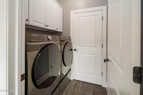 5 Sudbury Square Latham NY 12110
