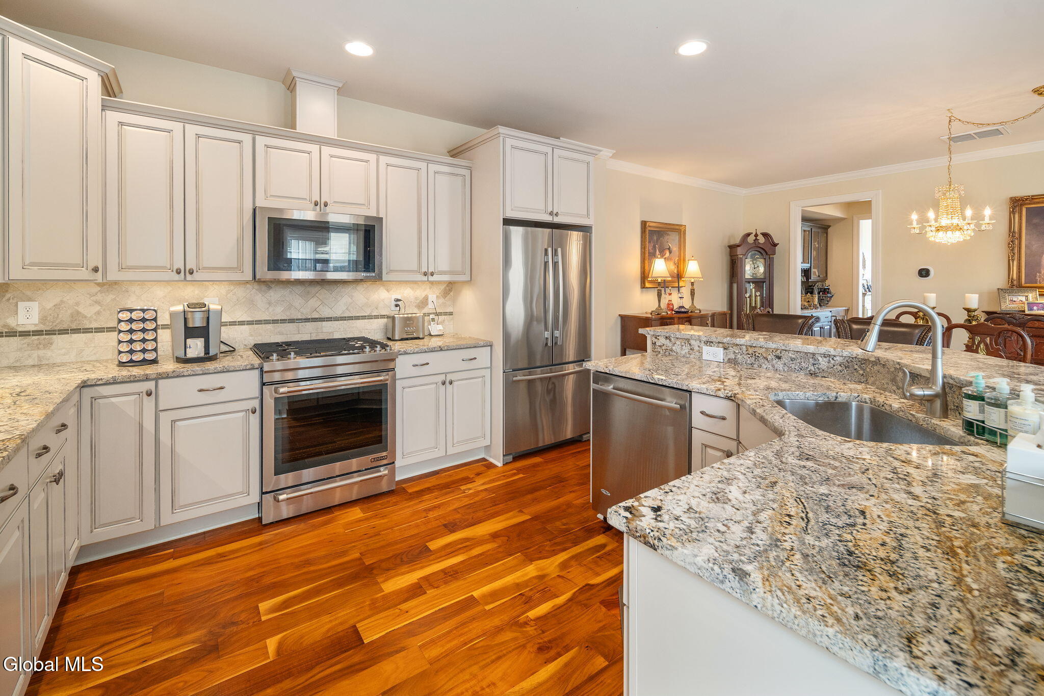 5 Sudbury Square Latham NY 12110