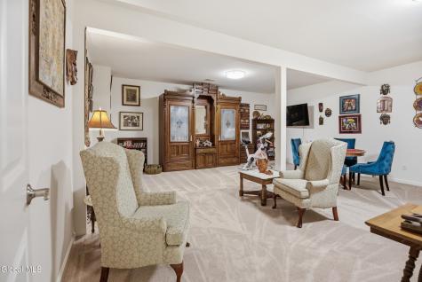 13 Elena Court Mechanicville NY 12118