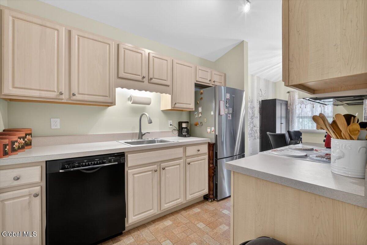 1200 Hillside Avenue Schenectady NY 12309