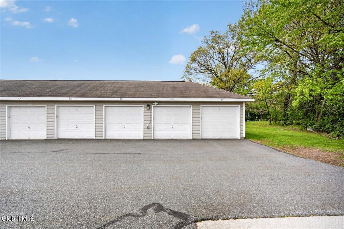 1200 Hillside Avenue Schenectady NY 12309