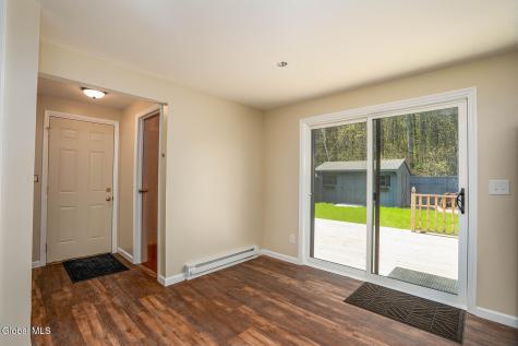 2 Queen Ann Court Queensbury NY 12804