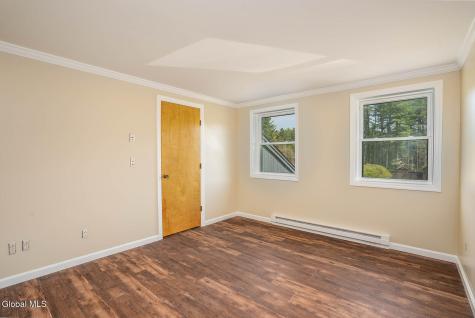2 Queen Ann Court Queensbury NY 12804