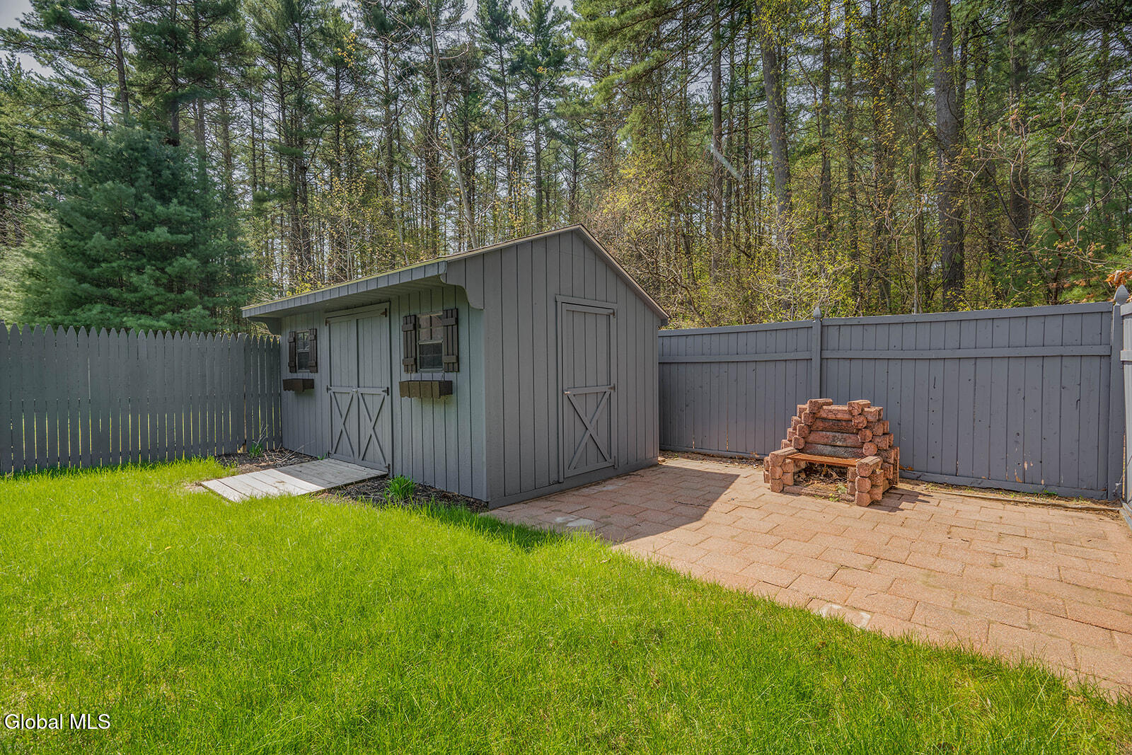 2 Queen Ann Court Queensbury NY 12804