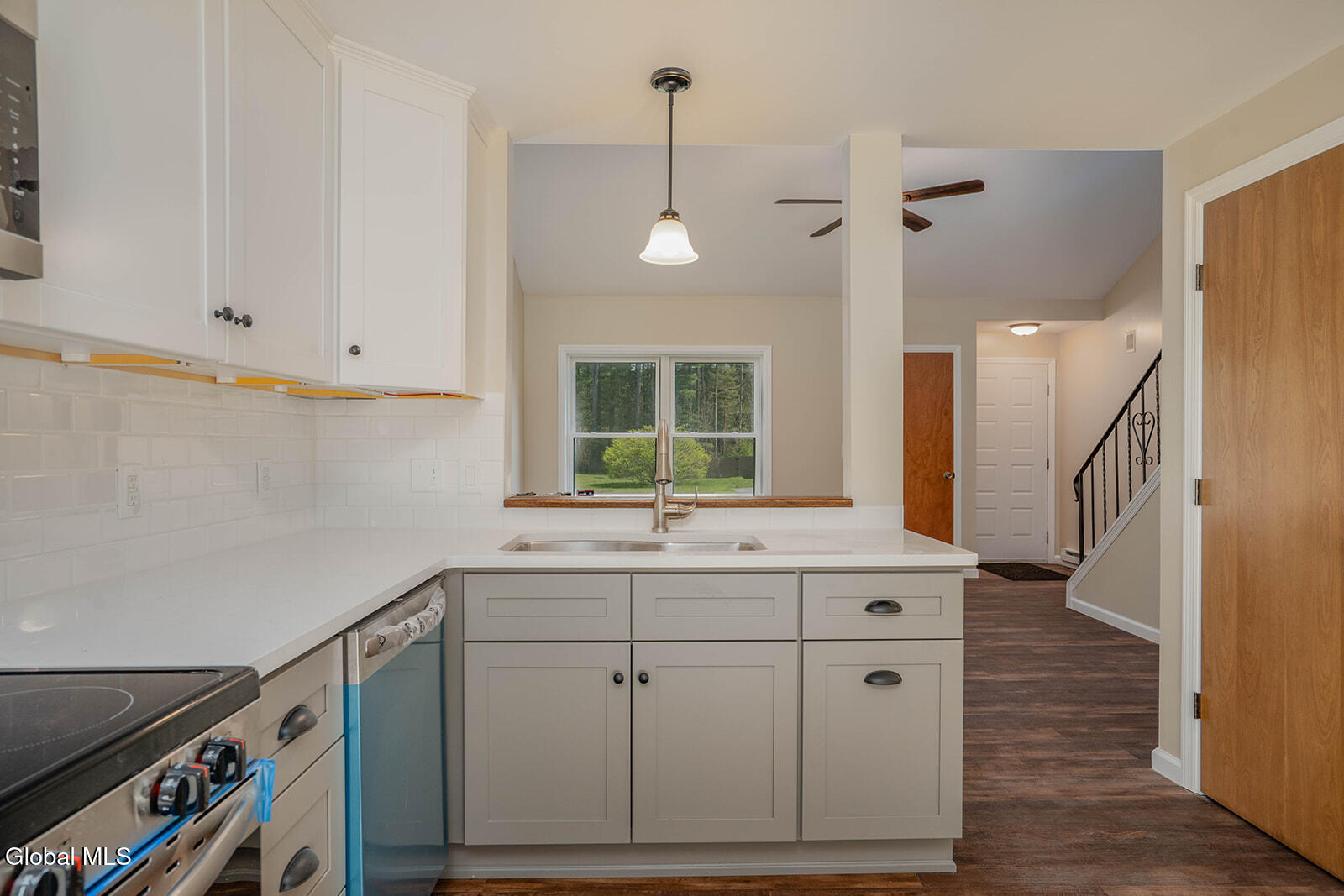 2 Queen Ann Court Queensbury NY 12804