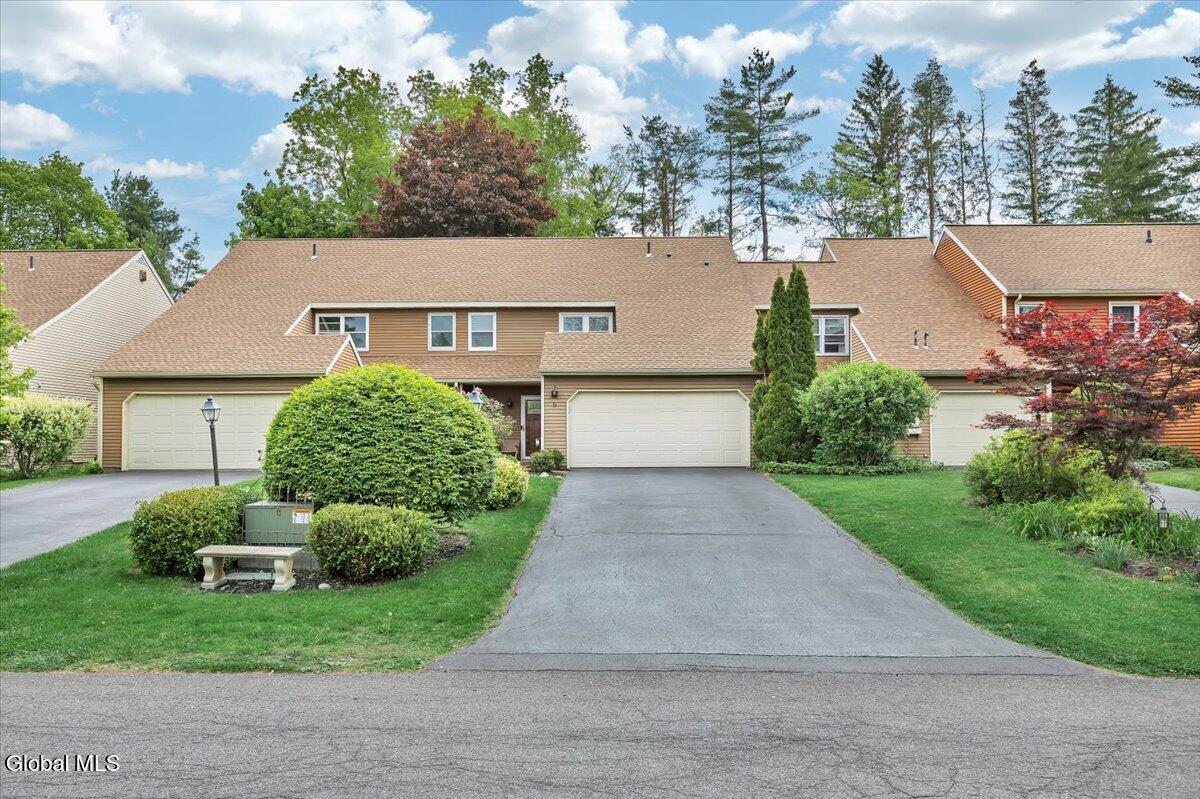 6 Quincy Road Glenmont NY 12077