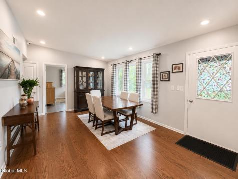 8B Lacosta Drive Clifton Park NY 12065