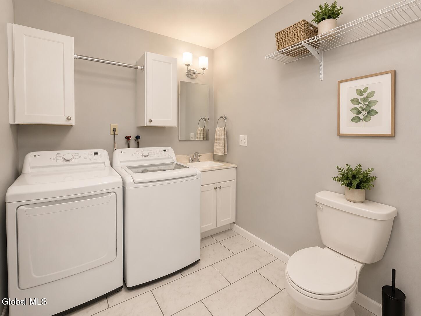 8B Lacosta Drive Clifton Park NY 12065