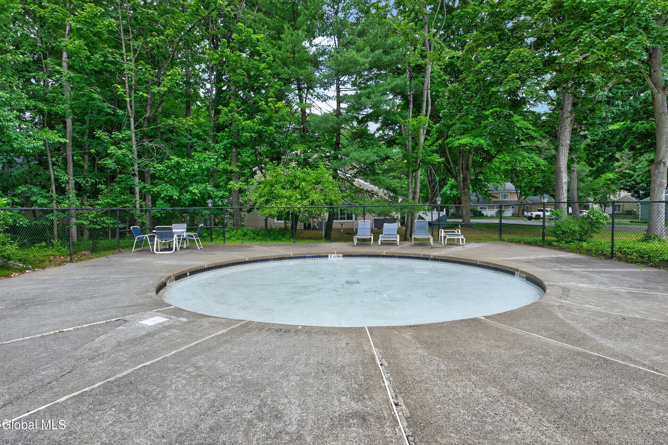 18 Willow Drive Delmar NY 12054