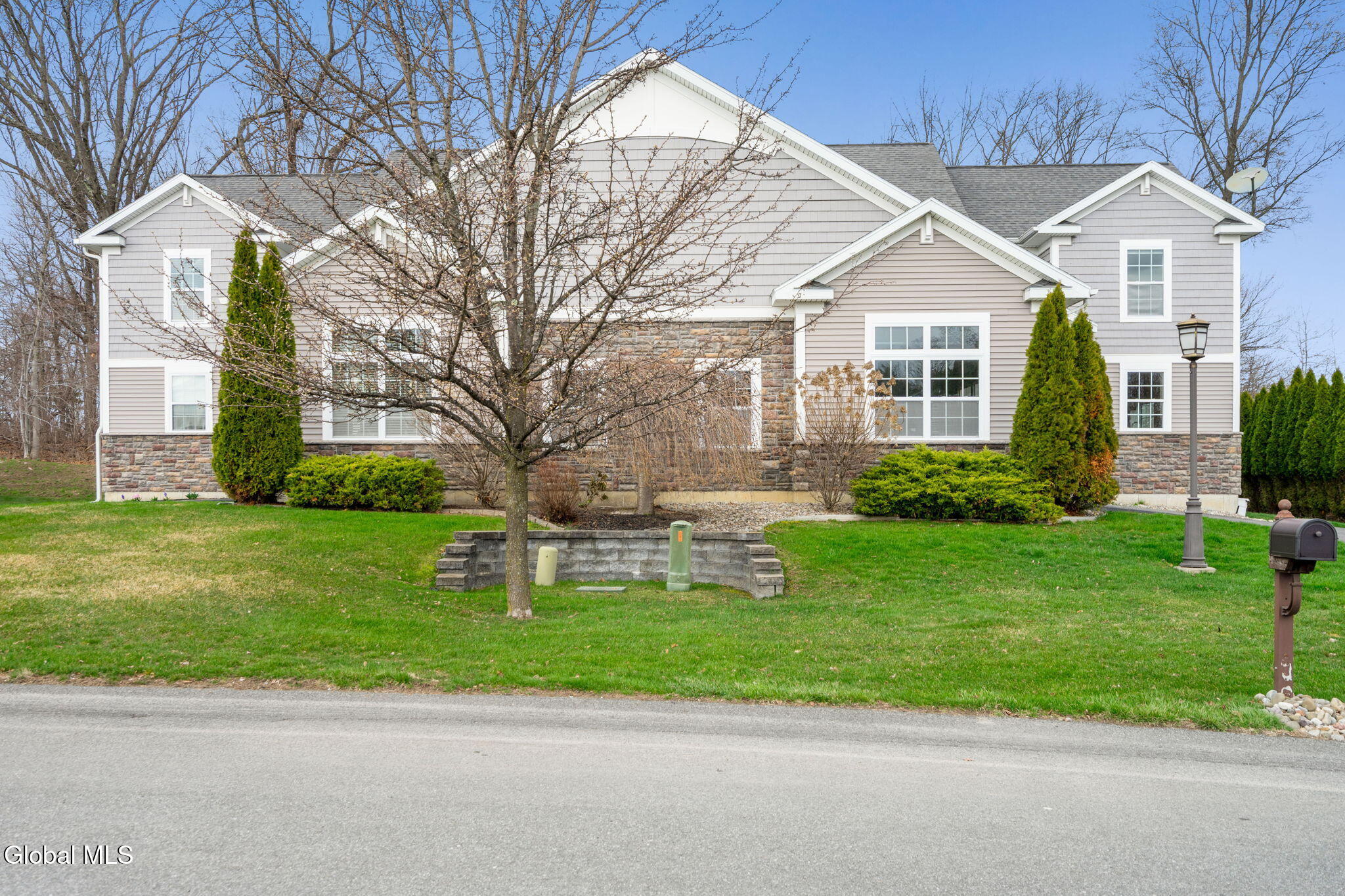 2 Vista Court Clifton Park NY 12065