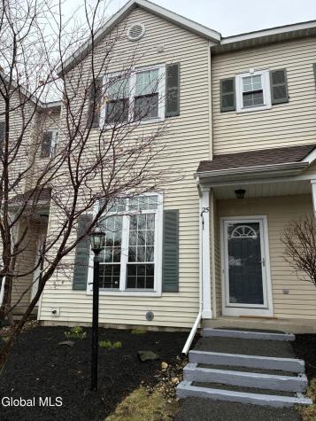 25 Stratton Circle Troy NY 12182