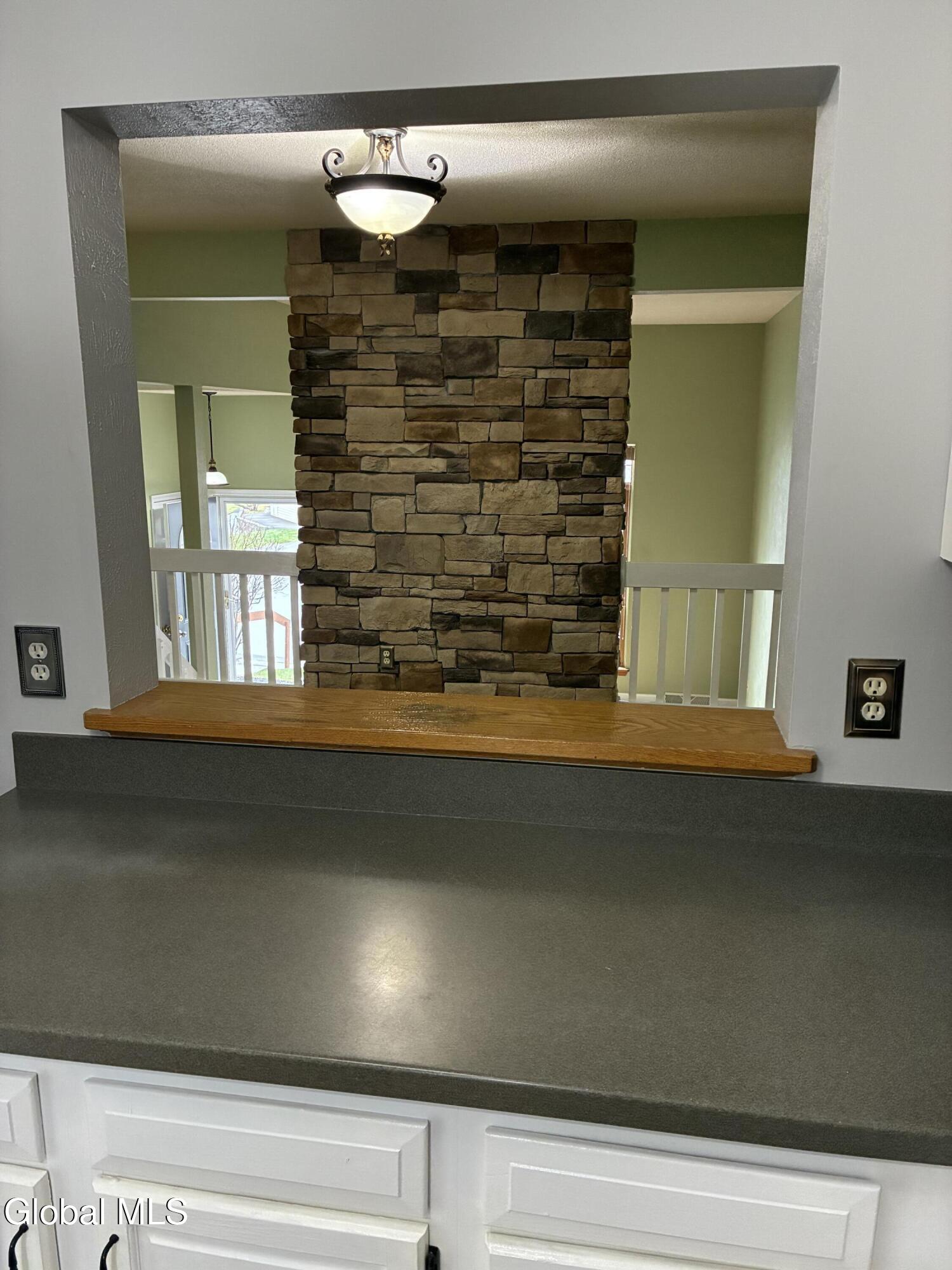 25 Stratton Circle Troy NY 12182