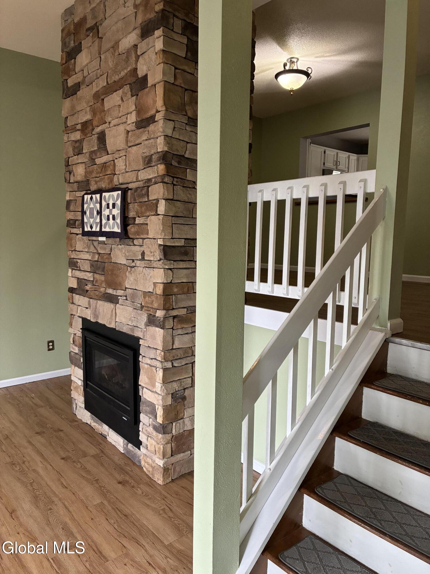 25 Stratton Circle Troy NY 12182