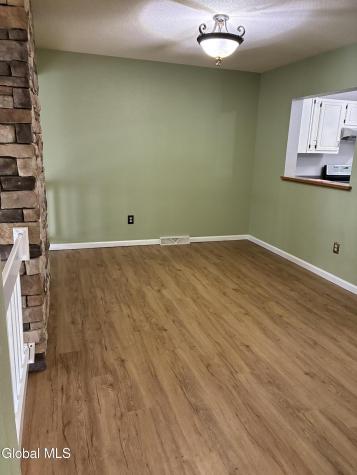 25 Stratton Circle Troy NY 12182