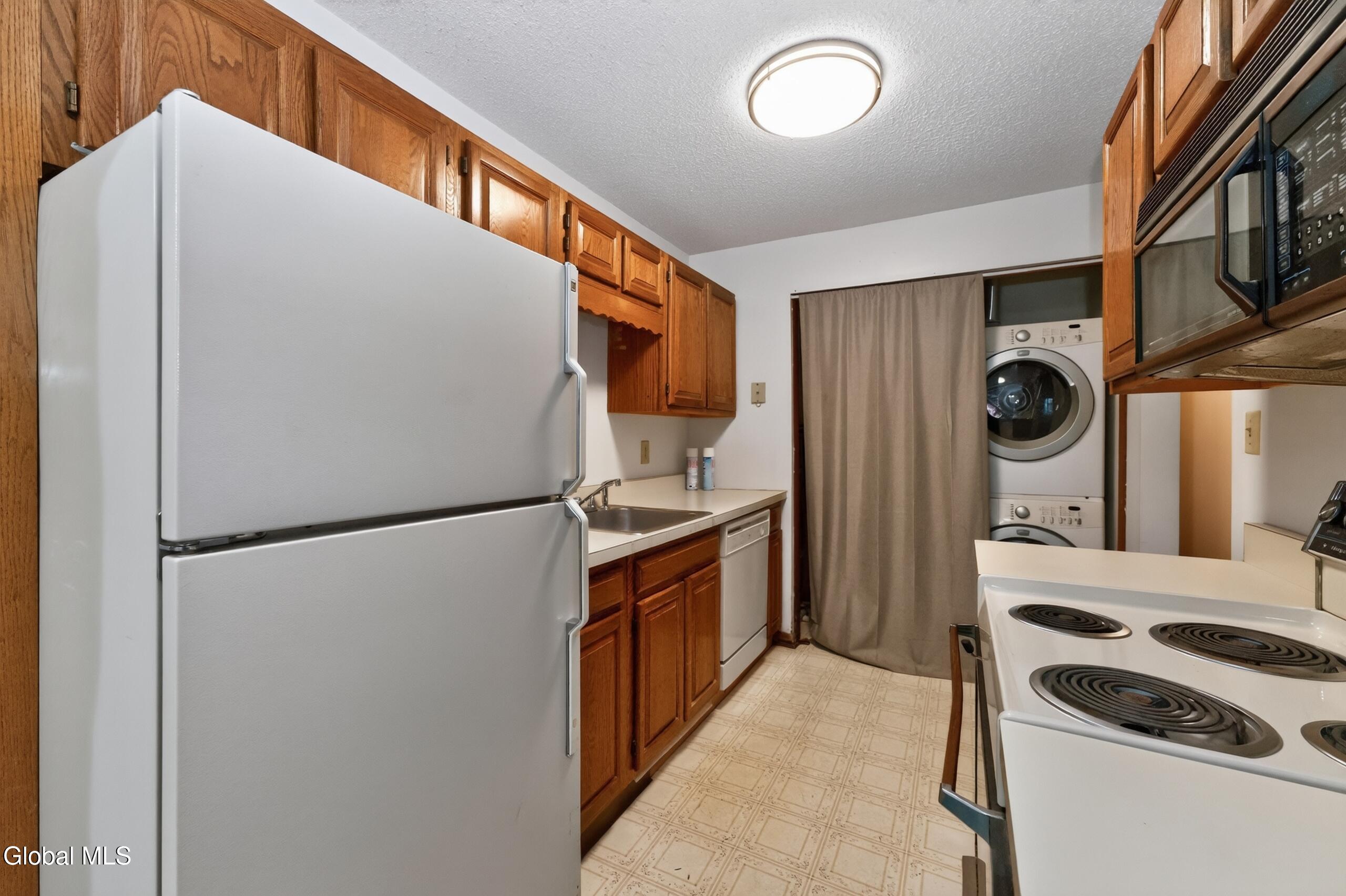705 Cambridge Manor Drive Scotia NY 12302