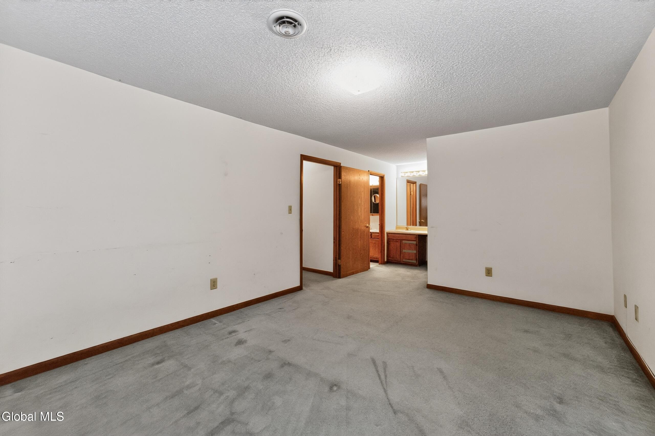 705 Cambridge Manor Drive Scotia NY 12302