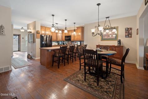 534 Northend Drive Schenectady NY 12308
