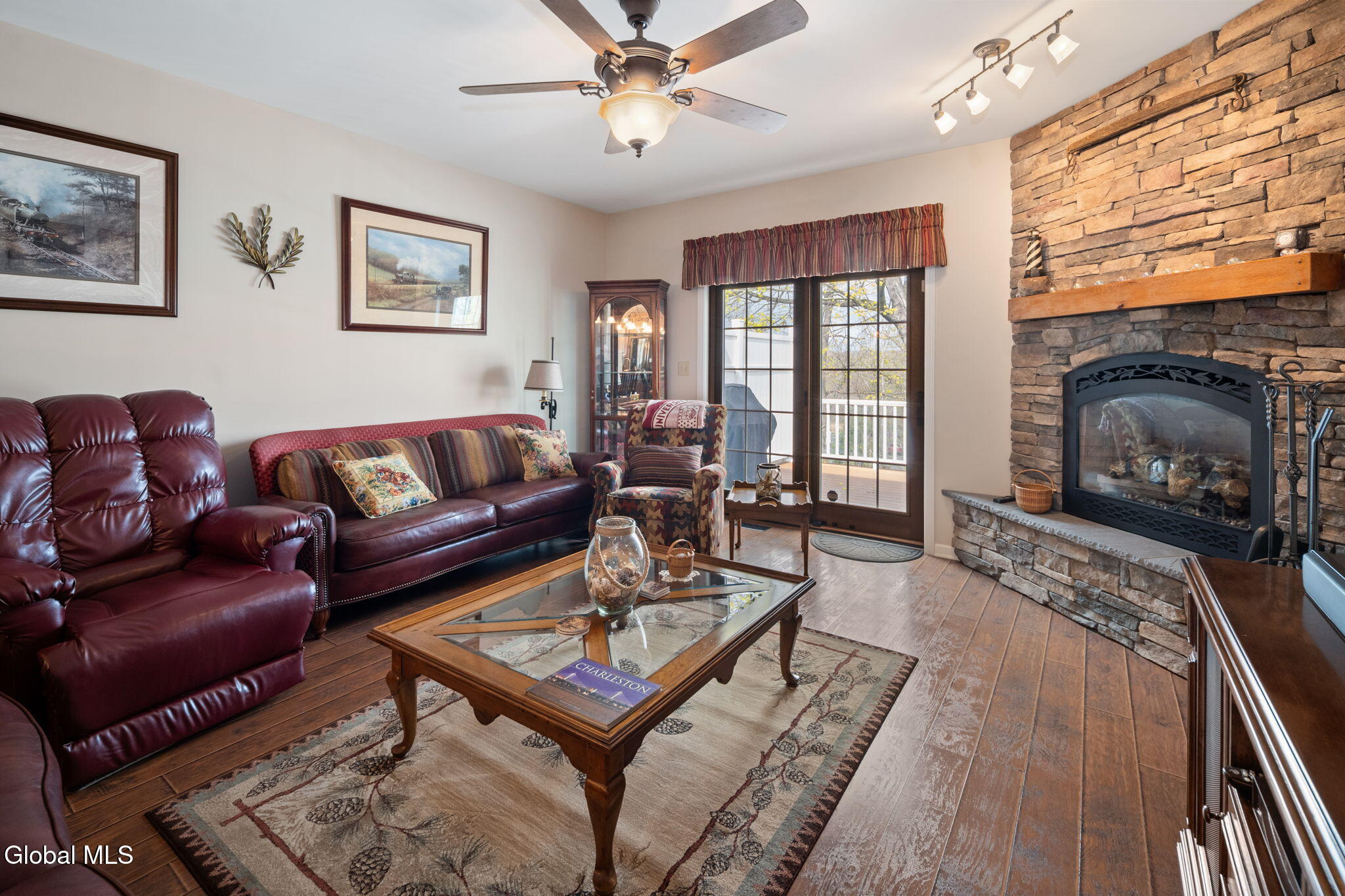 534 Northend Drive Schenectady NY 12308