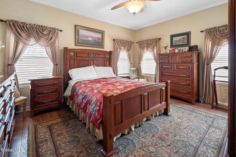 534 Northend Drive Schenectady NY 12308