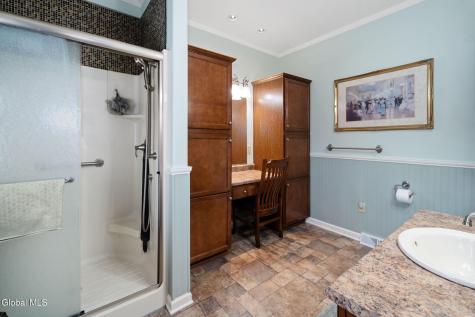 534 Northend Drive Schenectady NY 12308