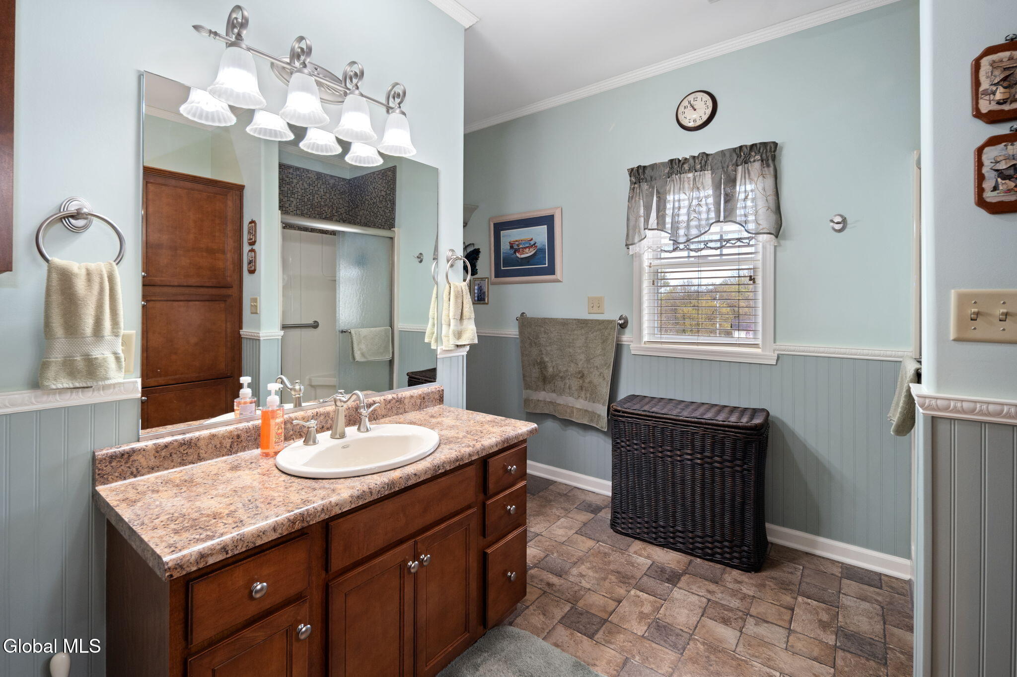 534 Northend Drive Schenectady NY 12308