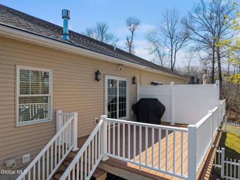 534 Northend Drive Schenectady NY 12308