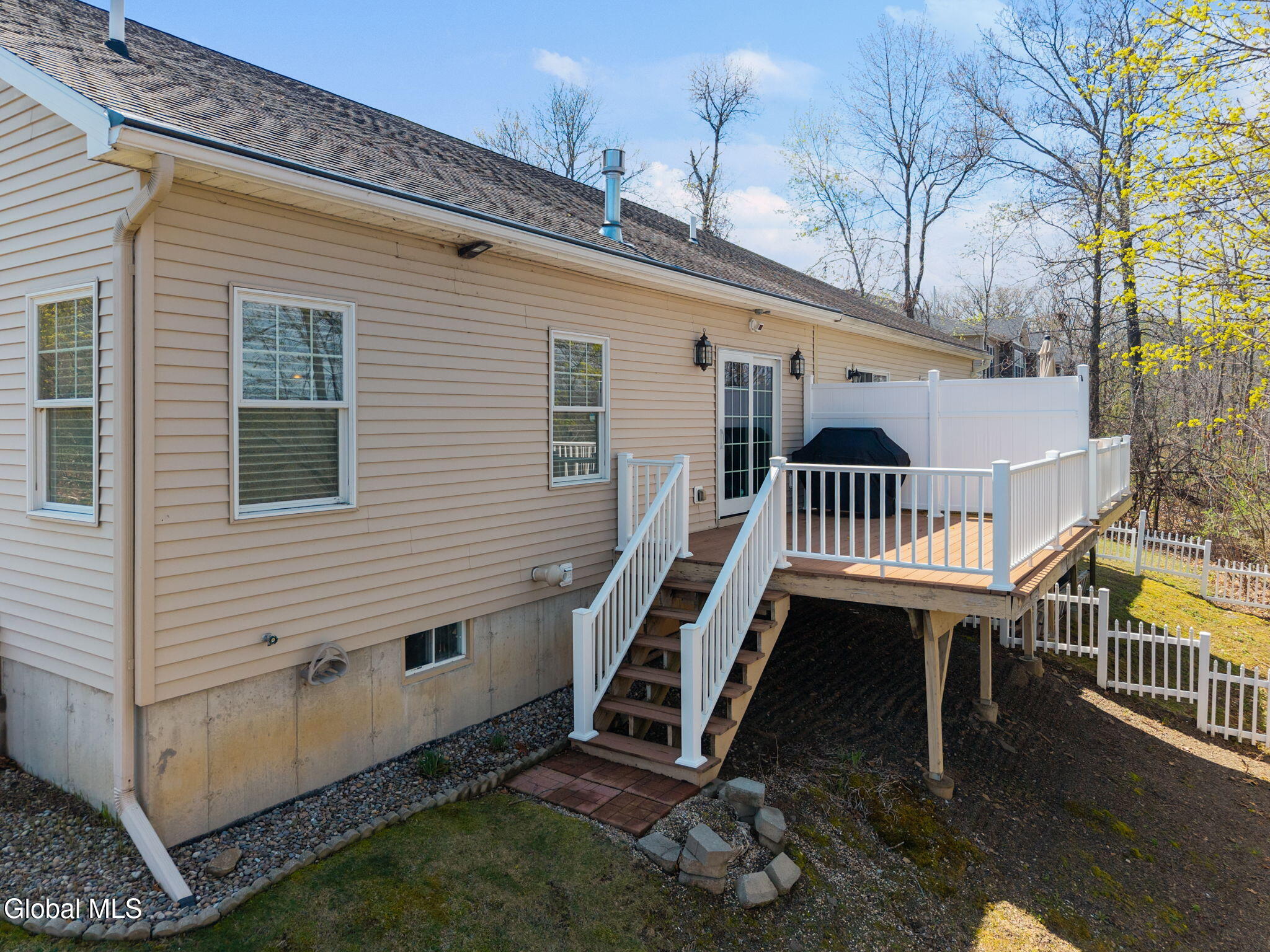 534 Northend Drive Schenectady NY 12308