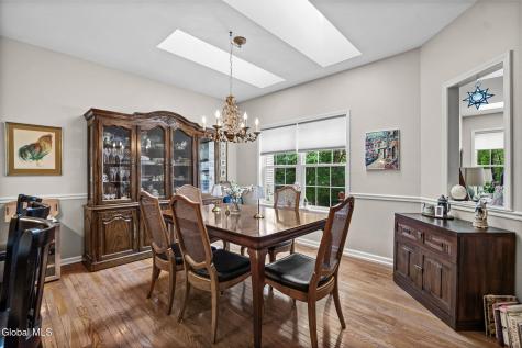 49 Oakmont Street Niskayuna NY 12309