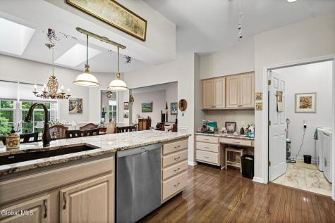 49 Oakmont Street Niskayuna NY 12309