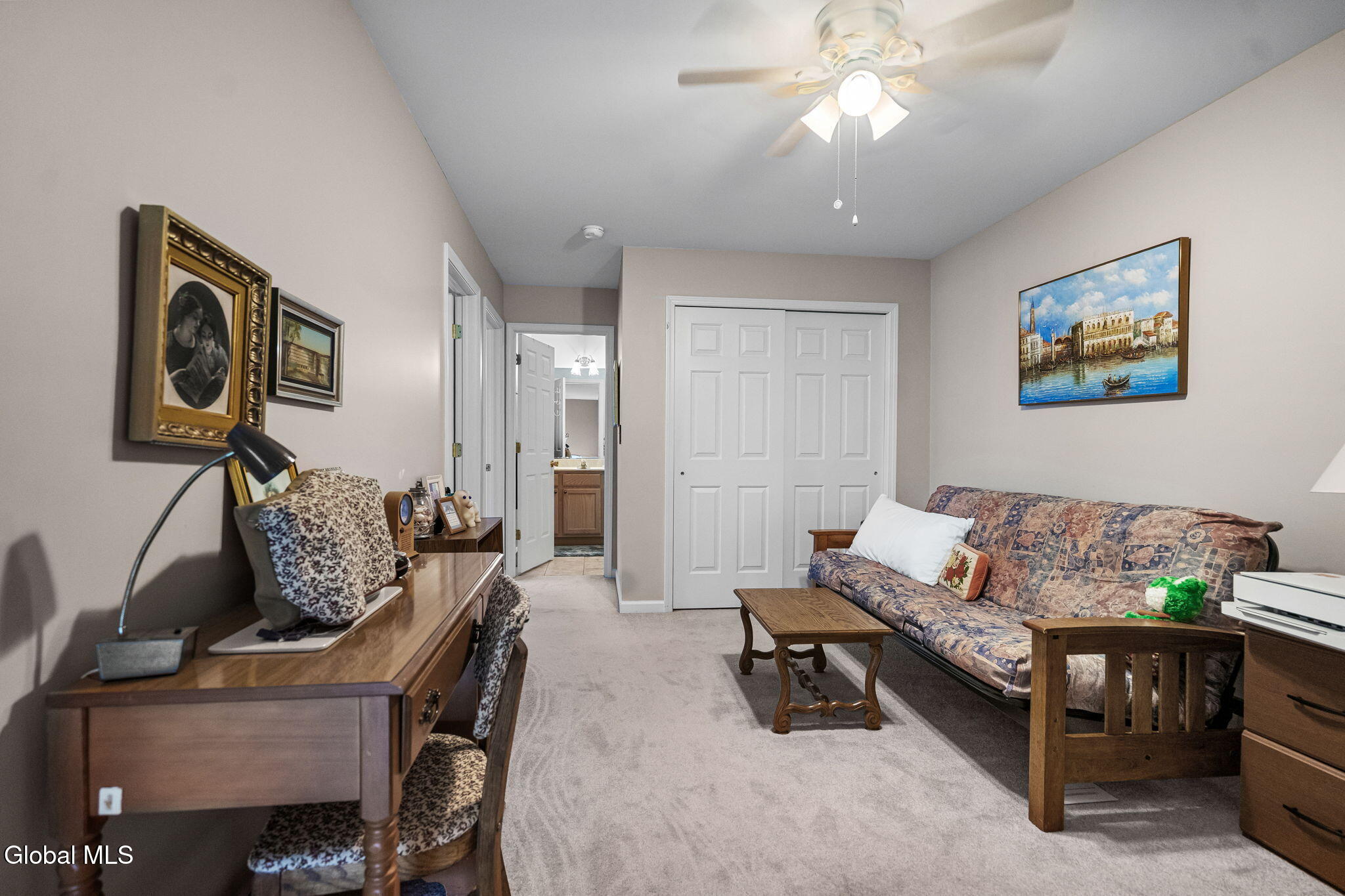 49 Oakmont Street Niskayuna NY 12309