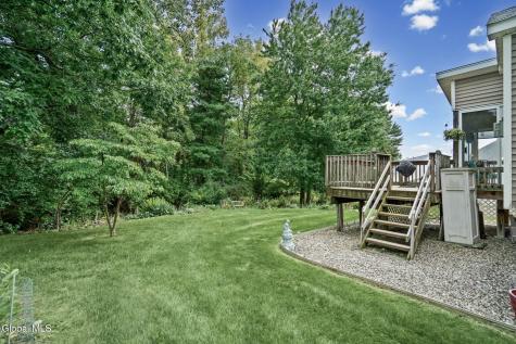 49 Oakmont Street Niskayuna NY 12309