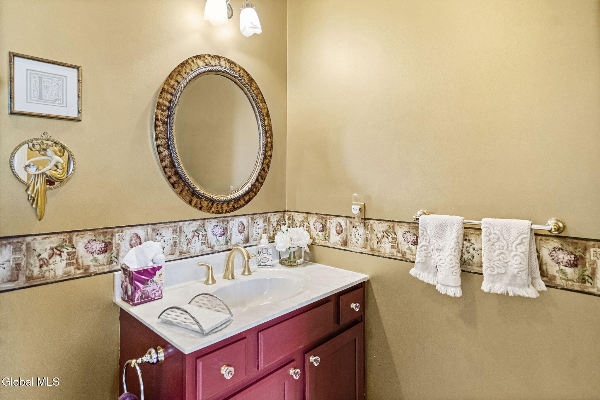49 Oakmont Street Niskayuna NY 12309