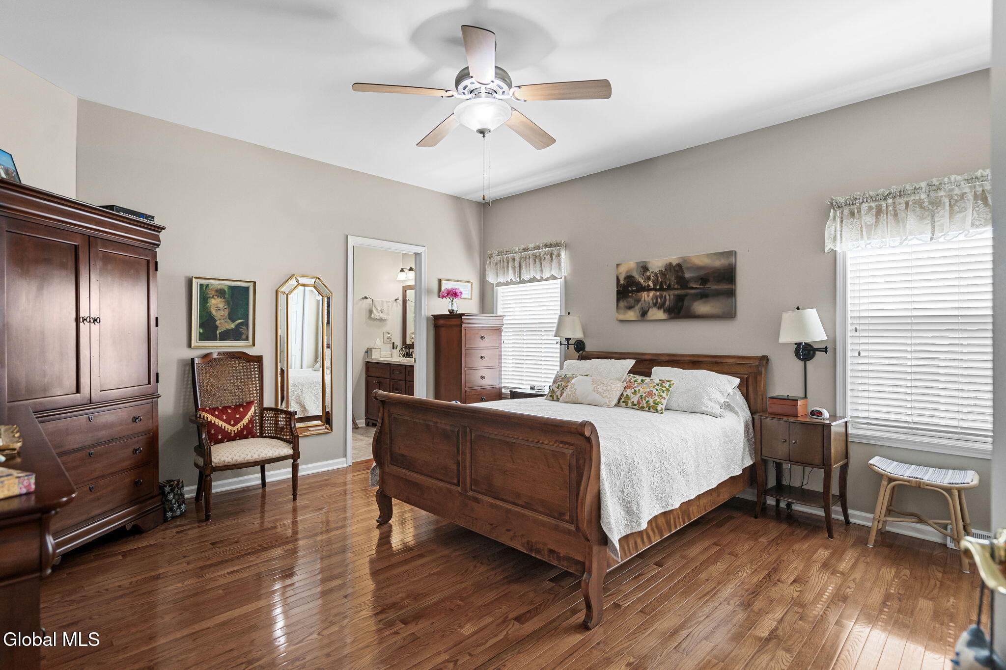 49 Oakmont Street Niskayuna NY 12309