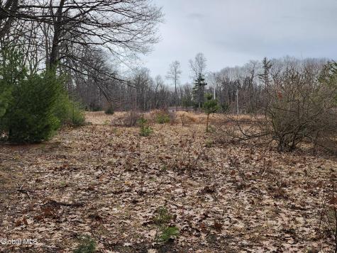 L 23.3 Lynn Road Averill Park NY 12018